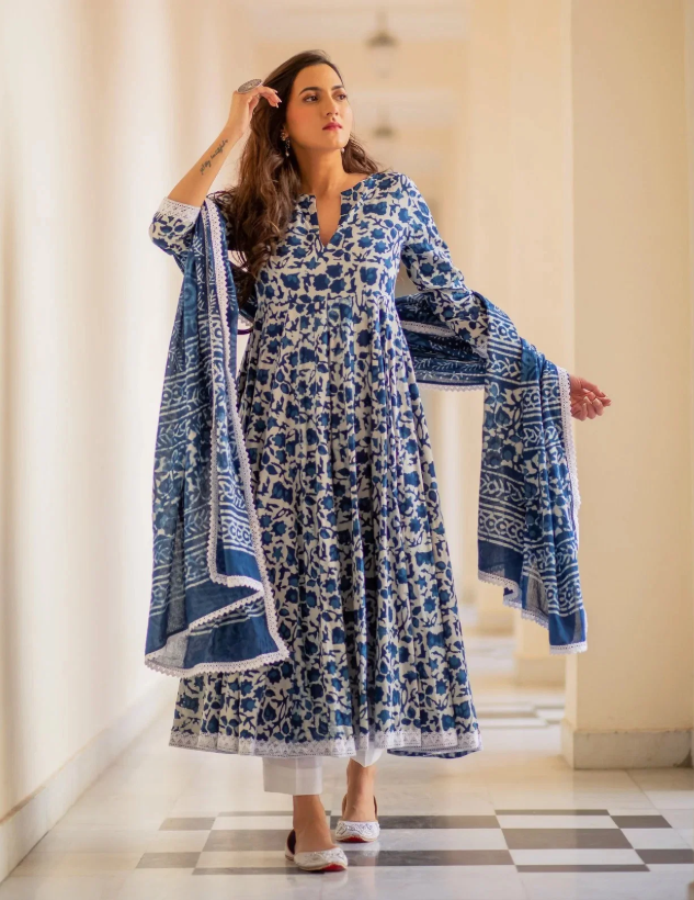 Women Straight-Cut Salwar Suit