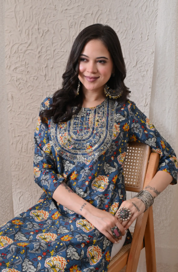 Women Cotton Embroidered Kurti